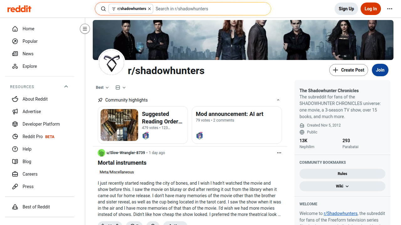 A screenshot of the r/shadowhunters subreddit, a fan community dedicated to discussing Cassandra Clare's Shadowhunter universe.